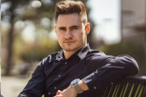 Jak poznat, že vám právě lžou – a neudělat přitom chybu, která vás bude stát miliony?