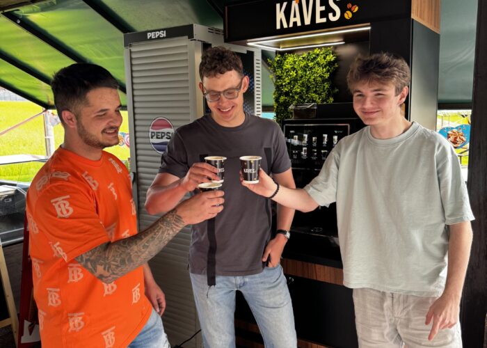 Vladimir Potapov — čerstvě mletá káva pro každé místo v Evropě